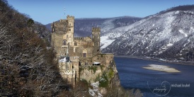 Burg Rheinstein im Schnee 2
